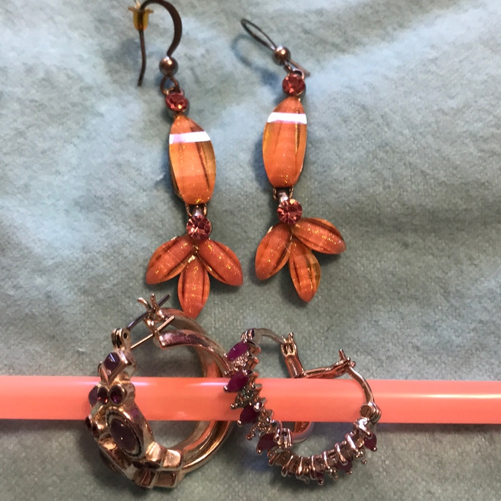 Earring lot get all 3 pair